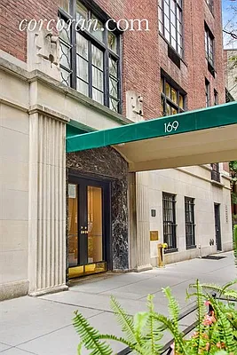 Sold by Corcoran | media 7