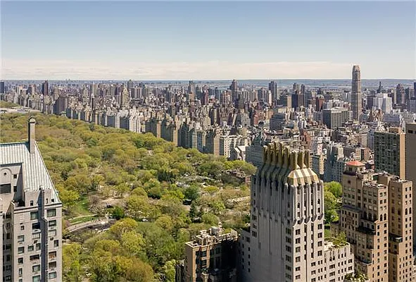 Sold by Macklowe Investment Properties | media 38