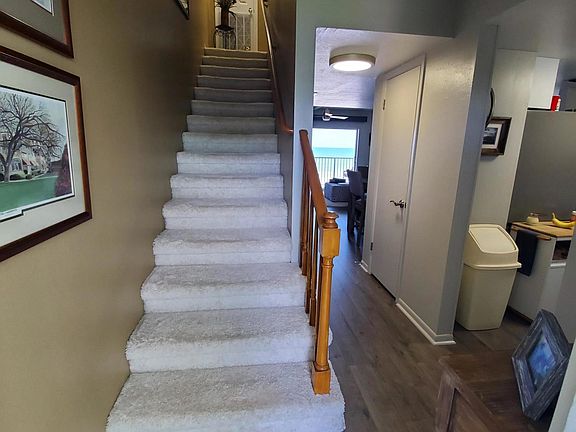 4th image of 815 Ocean Shore Blvd APT 1A