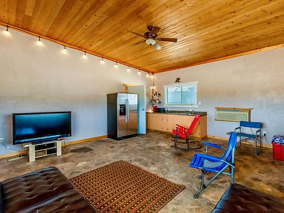 4th image of 3600 Terlingua Ranch Rd