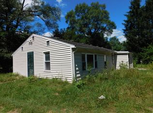 2909 S 13th St, Niles, MI 49120