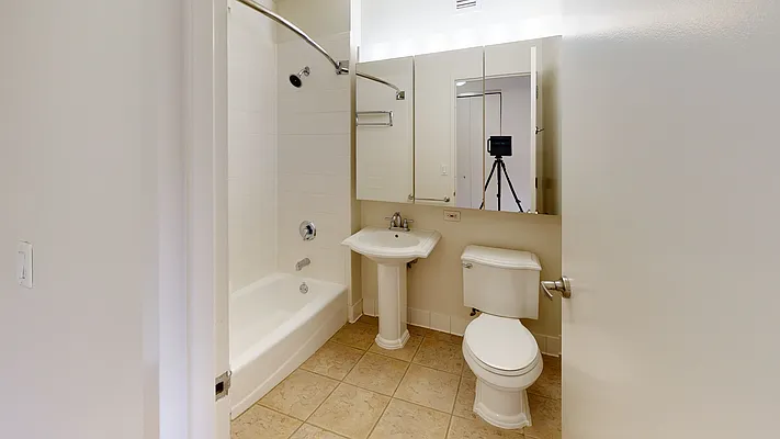 Rented by The Monterey | media 29