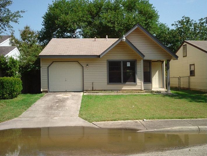 1st image of 4823 Cobb Valley Dr