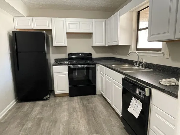 2526 Sweetridge Ct, Lithia Springs, GA 30122