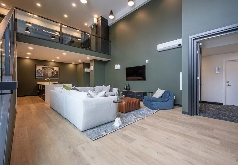 310 15th Ave SW #106 — Photo 34