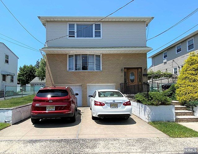 1st image of 25 Argyle Pl Floor 1