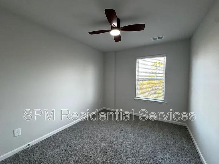 3178 Lobelia Ln — Photo 13