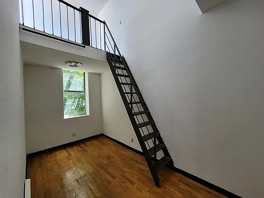 Rented by Garden Management | media 1