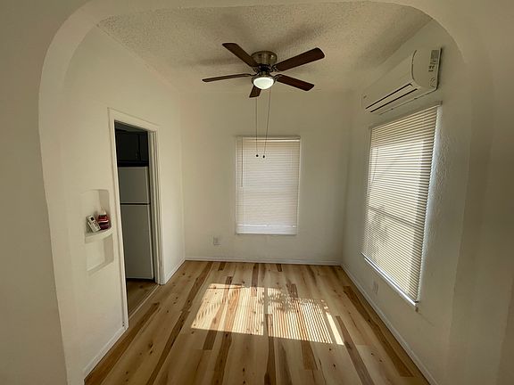 5th image of 244 S 15th Ave