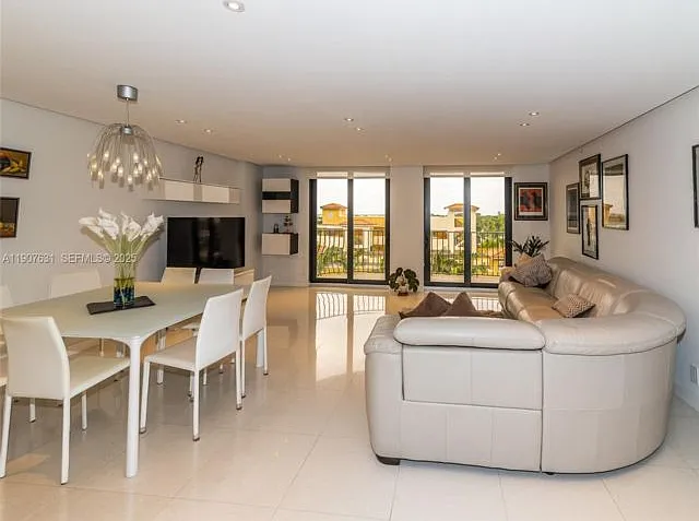 8877 Collins Ave — Photo 12
