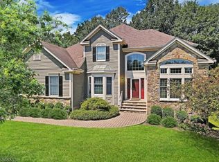 5 Talmadge Ln, Basking Ridge, NJ 07920