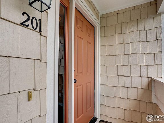2nd image of 4855 Hahns Peak Dr #11-201