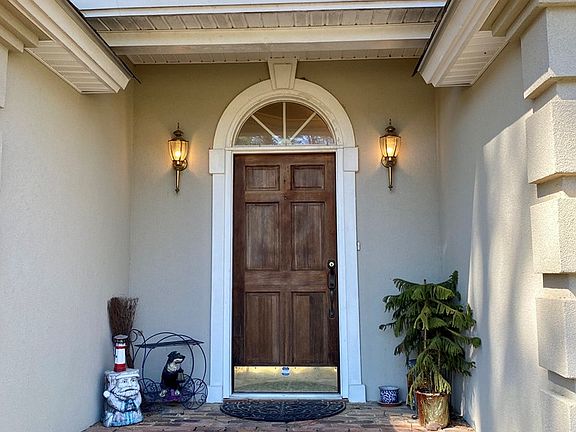5th image of 1415 Camellia Way