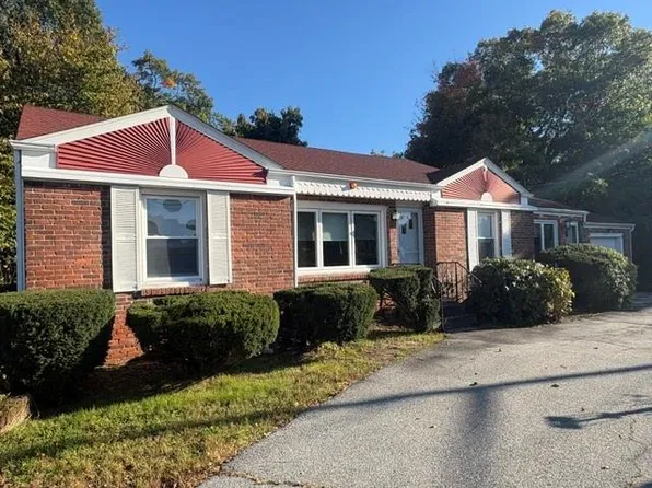 921 Providence St, West Warwick, RI 02893