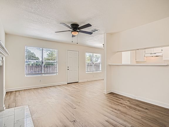 3rd image of 9105 Japonica Ct