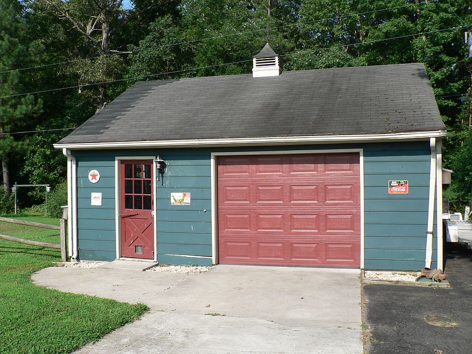 1st image of 16321 Chinook Dr