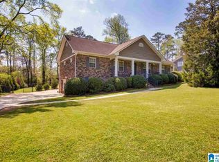 2244 Jacobs Rd, Vestavia, AL 35216