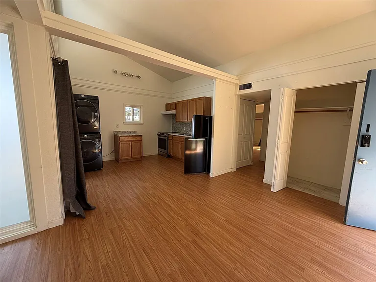 1505 Robert Weaver Ave — Photo 12
