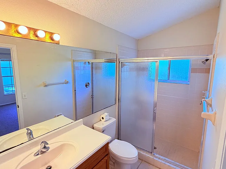 10725 Brice Ct — Photo 17