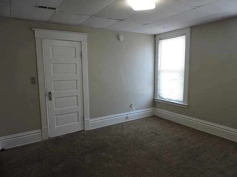 901 Alpine Ave NW — Photo 12