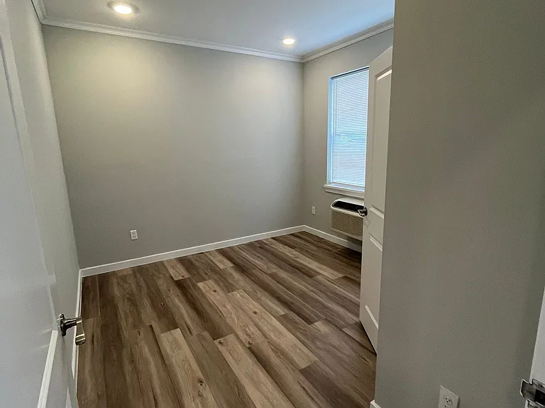 54 Pearl St #303 — Photo 7