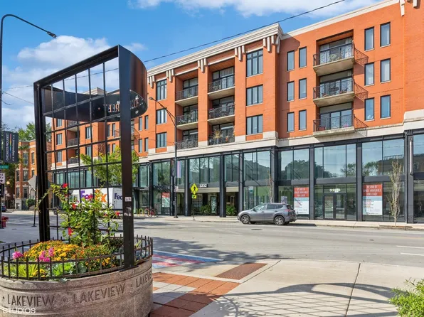 3232 N Halsted St #907D, Chicago, IL 60657