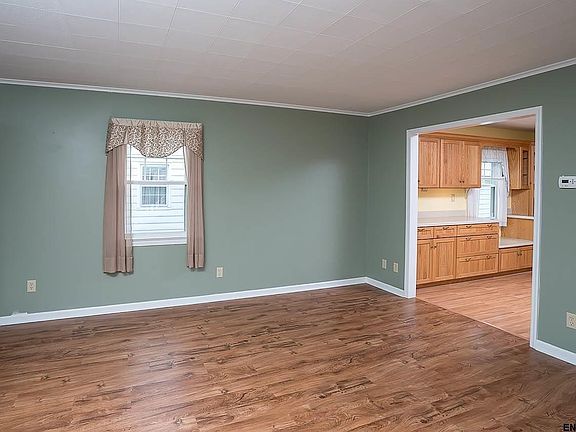 4th image of 2312 Niskayuna Dr