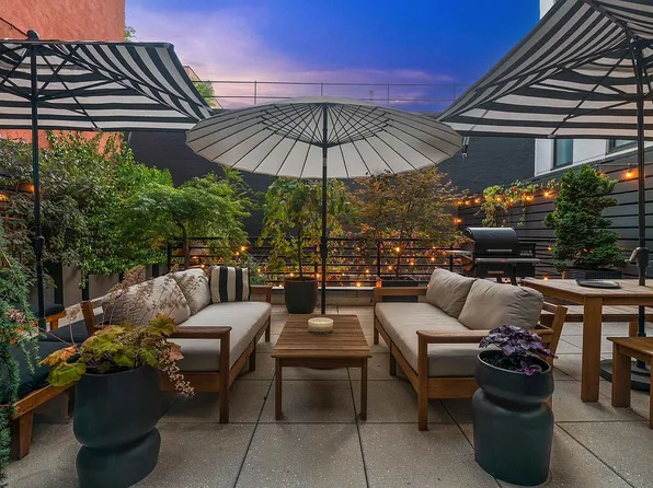 8 Saint Marks Pl #1A, Brooklyn, NY 11217