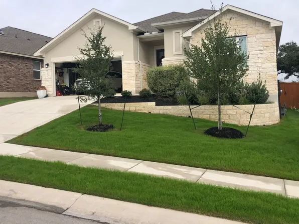 416 Peakside Cir, Dripping Springs, TX 78620