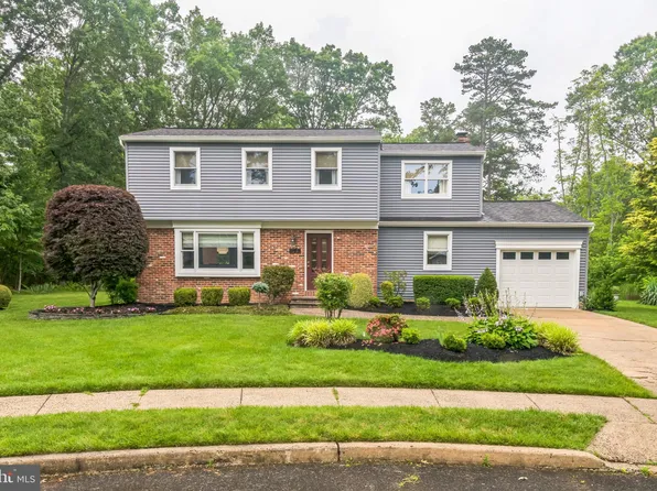 3 Cooper Ct, Sicklerville, NJ 08081