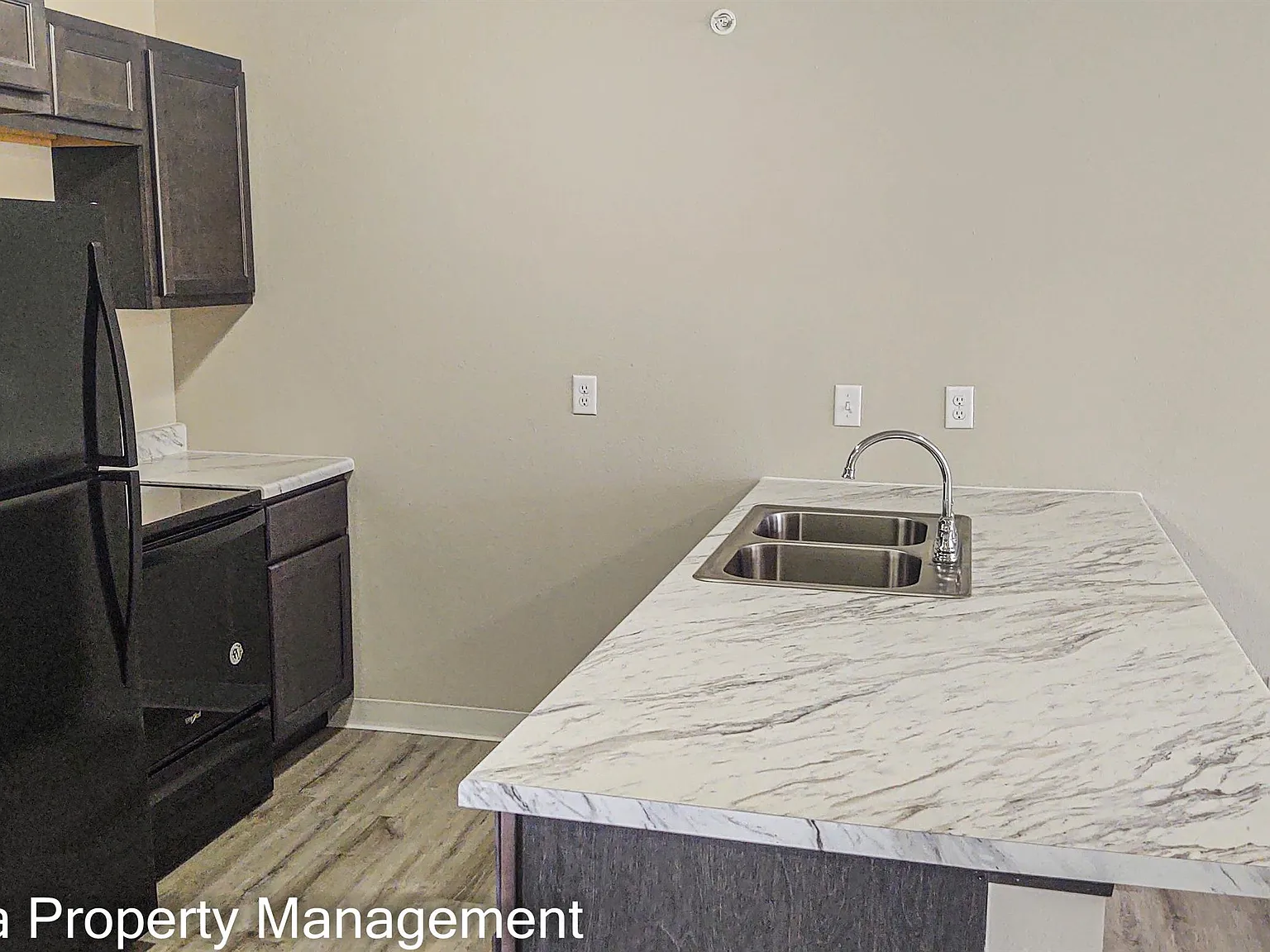 Jenny Place Apartments — Photo 3