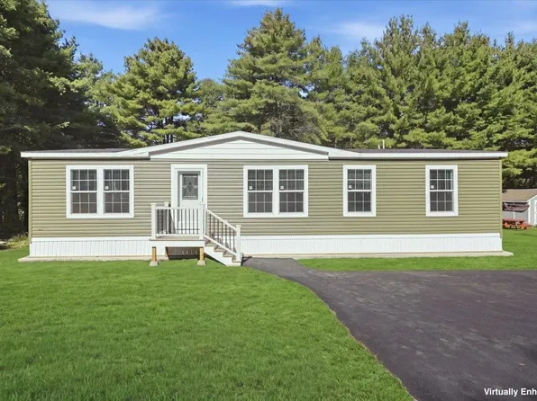 4 Bahl Street, Nashua, NH 03063