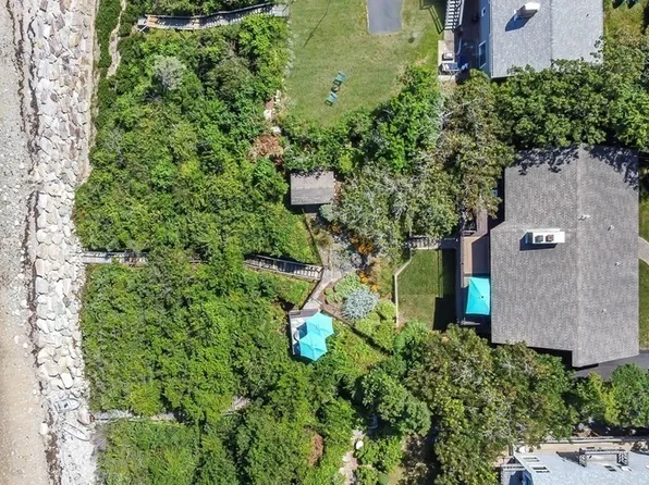 102 Shore Dr, Plymouth, MA 02360