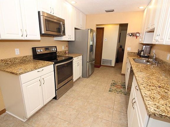 3rd image of 9216 Allwood Pl