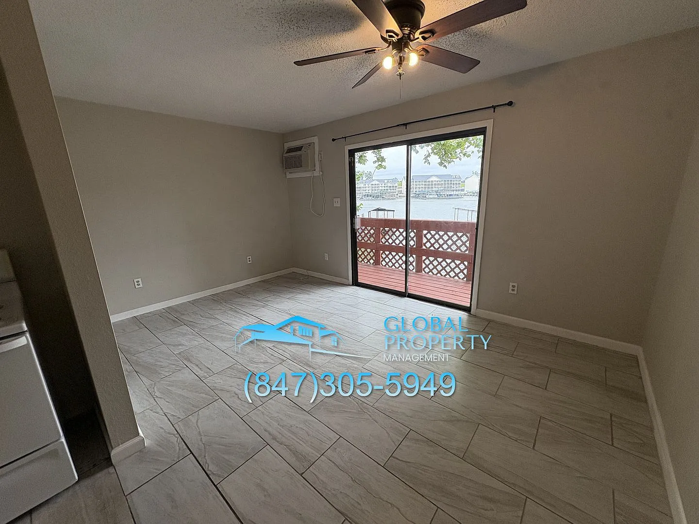 915 Shawnee Bend One — Photo 2