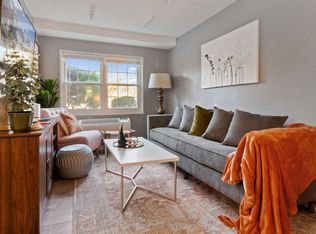 2301 Farrington Ave APT 104, Alexandria, VA 22303