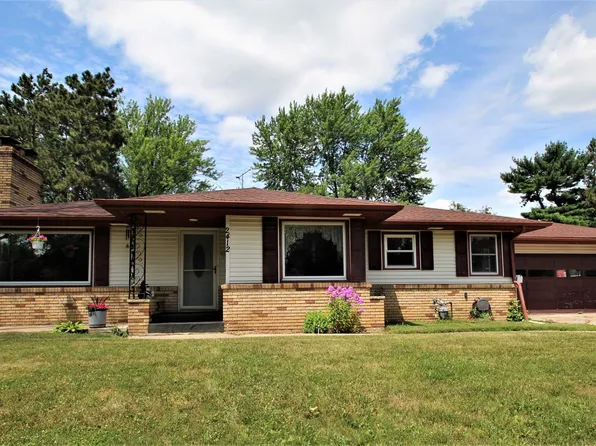 2412 Hansen Ln, South Saint Paul, MN 55075