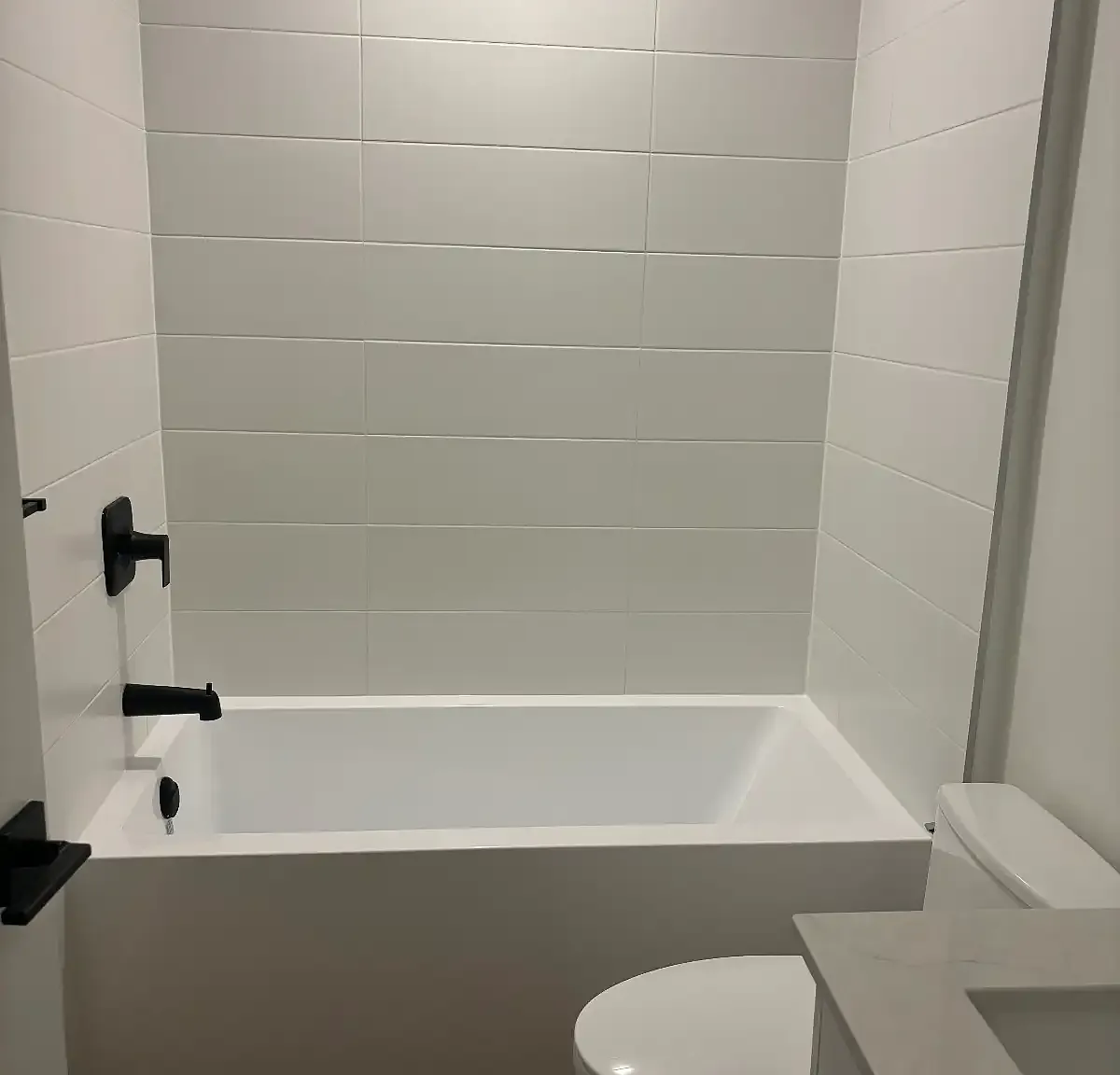 2 bed, 900 sqft, $2,550 — Photo 3