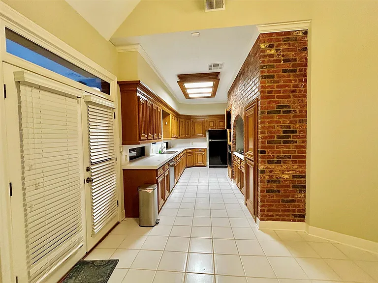 16306 Knightrider Dr — Photo 45