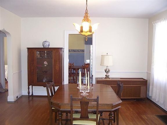 3rd image of 3481 Craig Ave