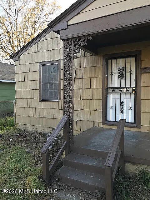 2nd image of 2307 Mobile Ave