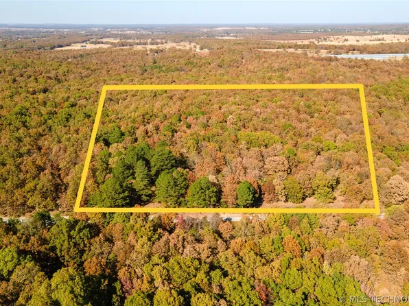 E 586th Rd, Peggs, OK 74452