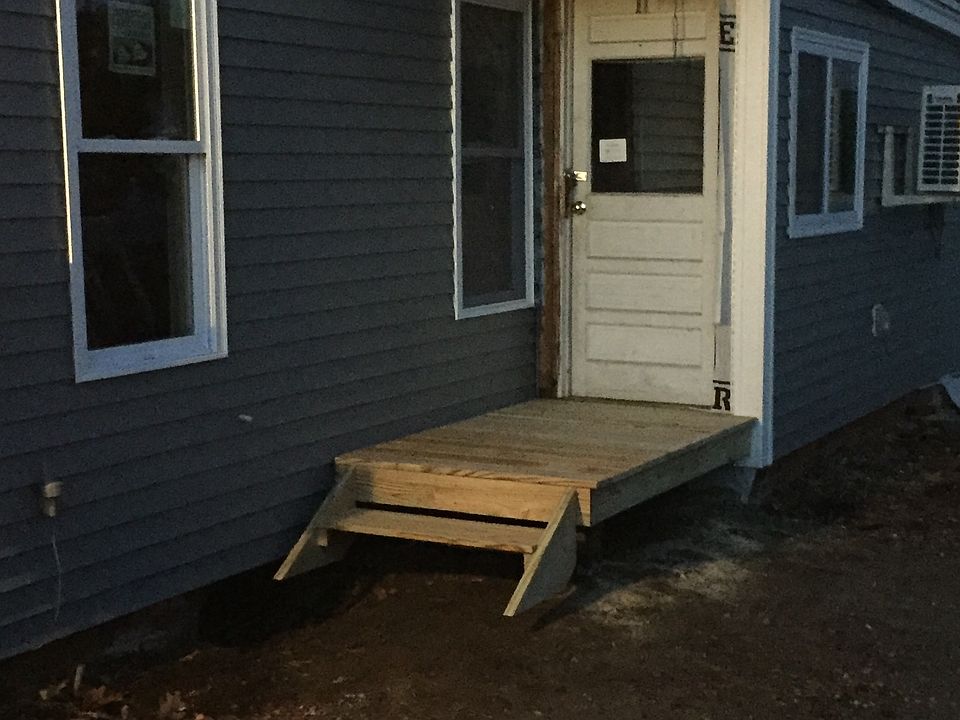 2nd image of 25 Garrison St