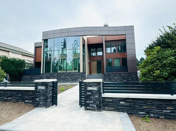 1128 W 50th Ave, Vancouver, BC V6P 1A9