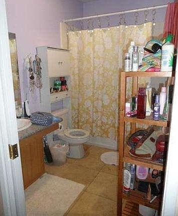 5th image of 11124 Burbank Blvd APT 110