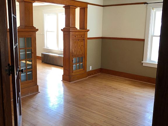 4th image of 2090 Van Evera Ave