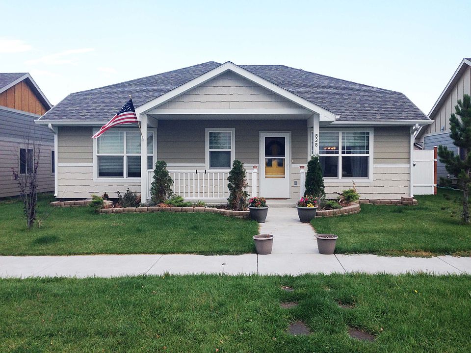 1st image of 838 Flanders Creek Ave