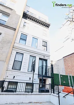 Rented by Clove Realty LLC | media 20