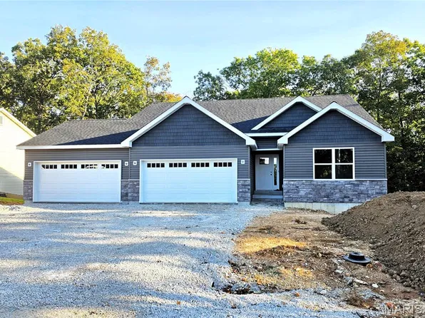 9840 Ridgecrest Dr, Hillsboro, MO 63050
