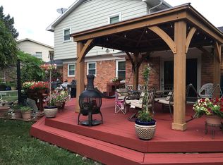 6292 Kings Pointe Cir, Grand Blanc, MI 48439